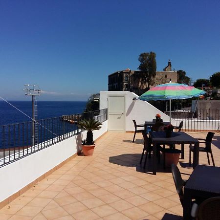 Lipari Centro Storico Flat 6 Mins From Port Apartment Exterior photo
