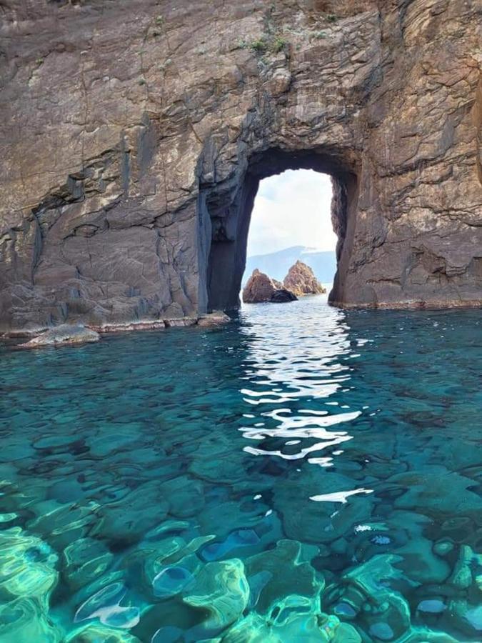 Lipari Centro Storico Flat 6 Mins From Port Apartment Exterior photo